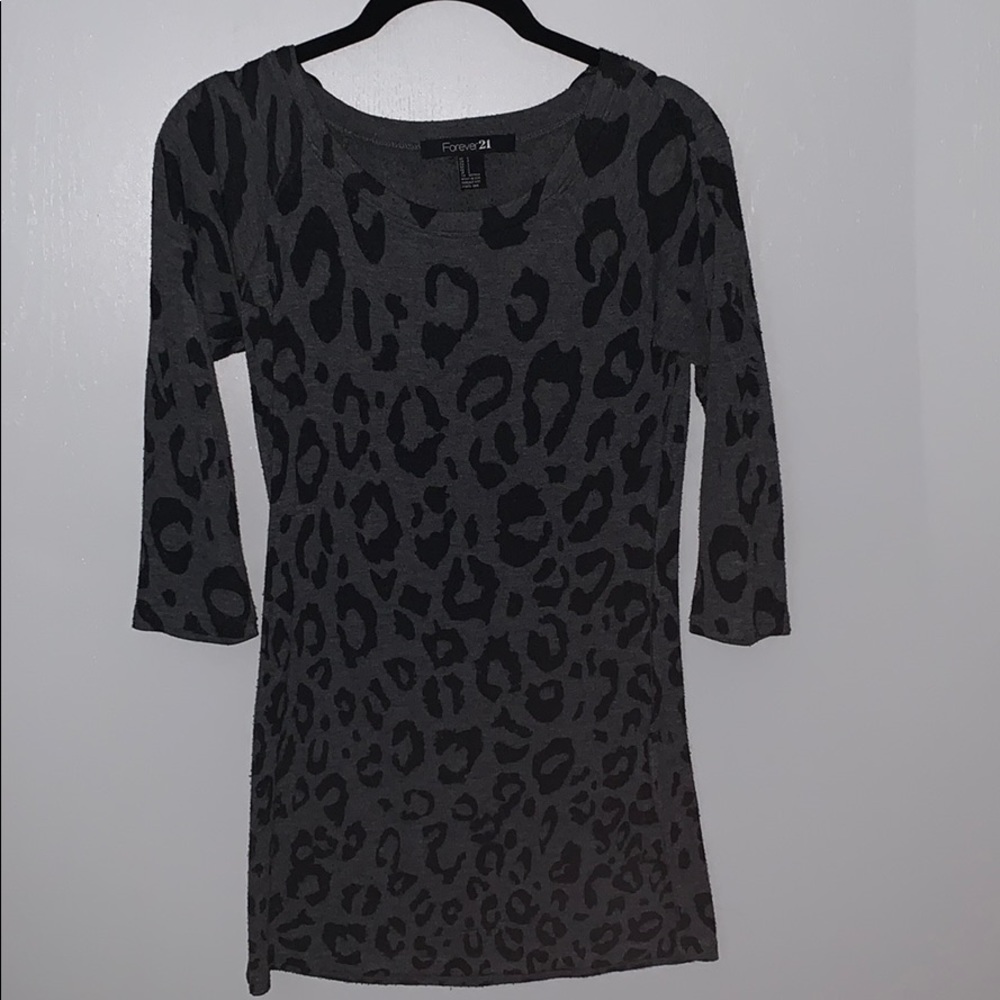 Leopard print top